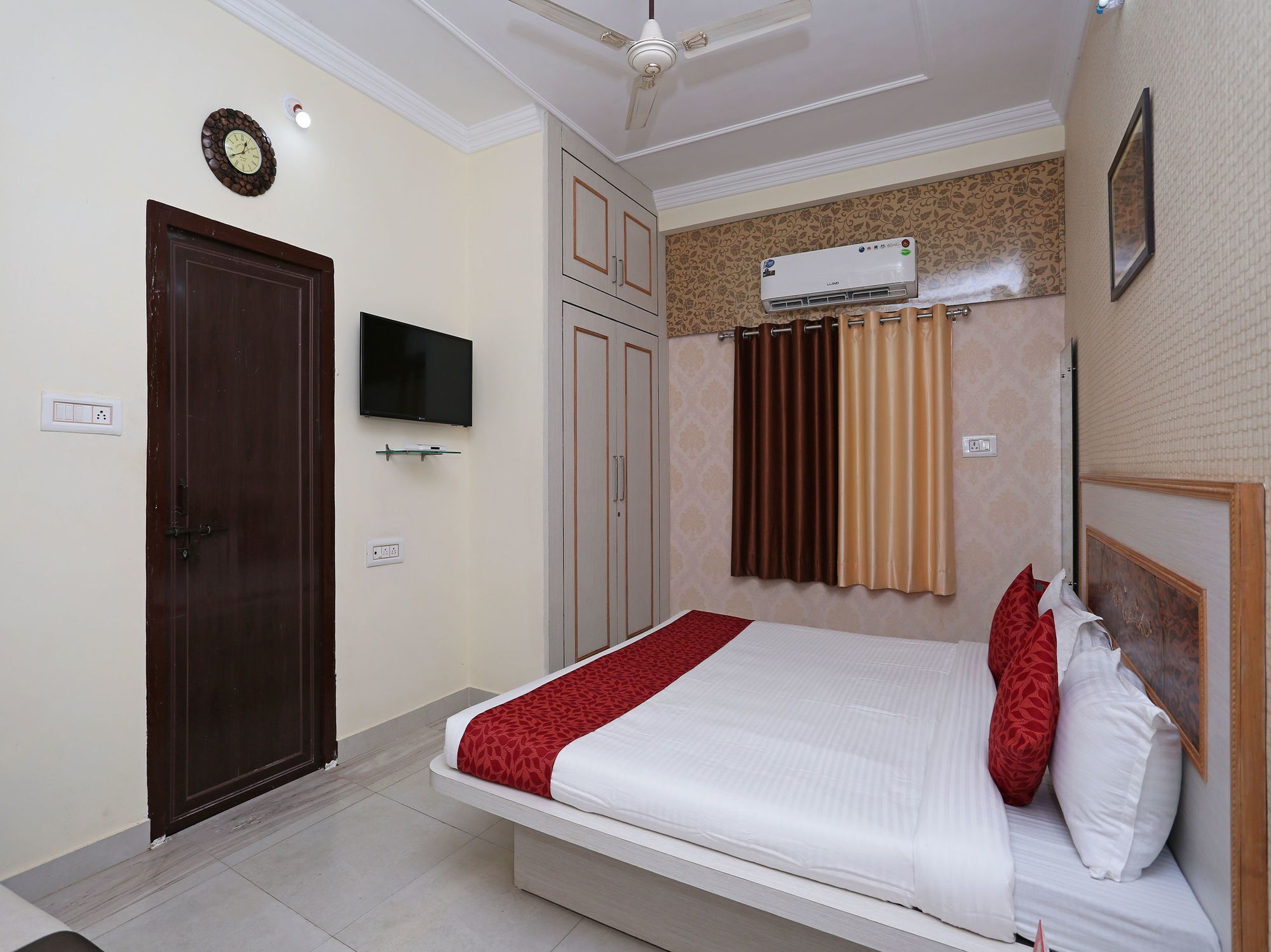 Oyo 10104 Radhika Resort Kota  Exterior foto